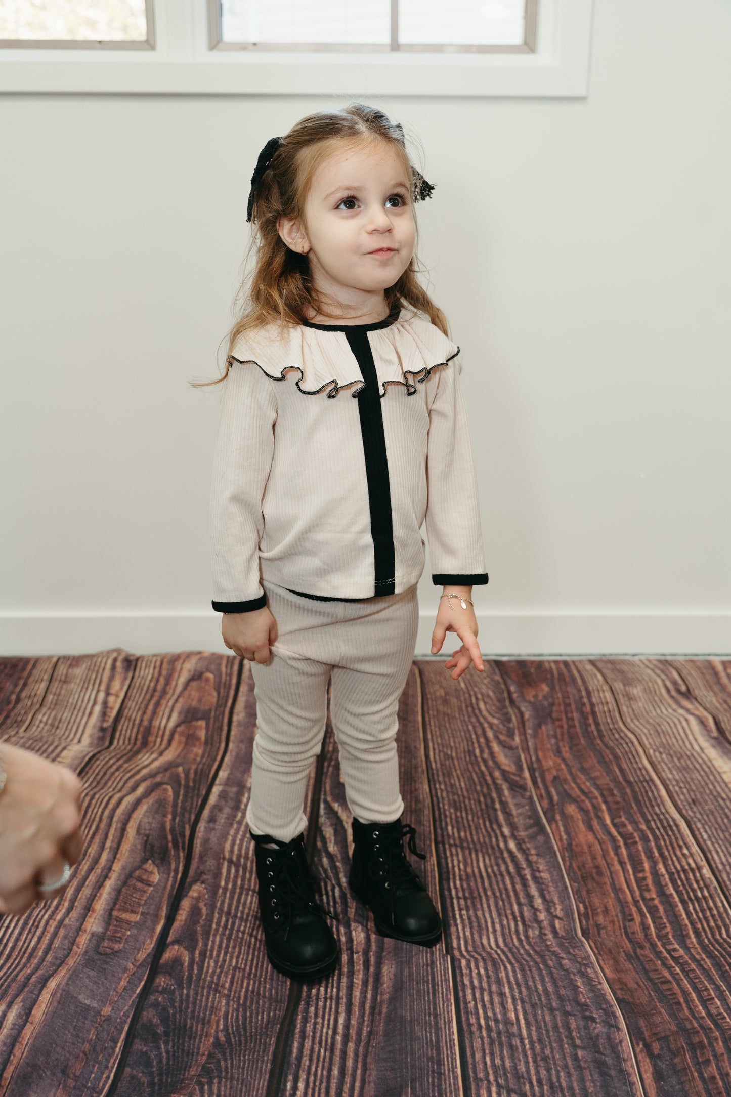 Ivory Flounce Stripe Set