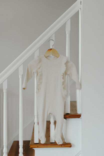 Ivory Ruffle Footie